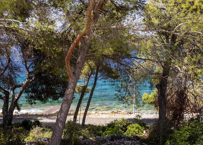 Mala Smisna Poolside Paradise By The Sea Vila